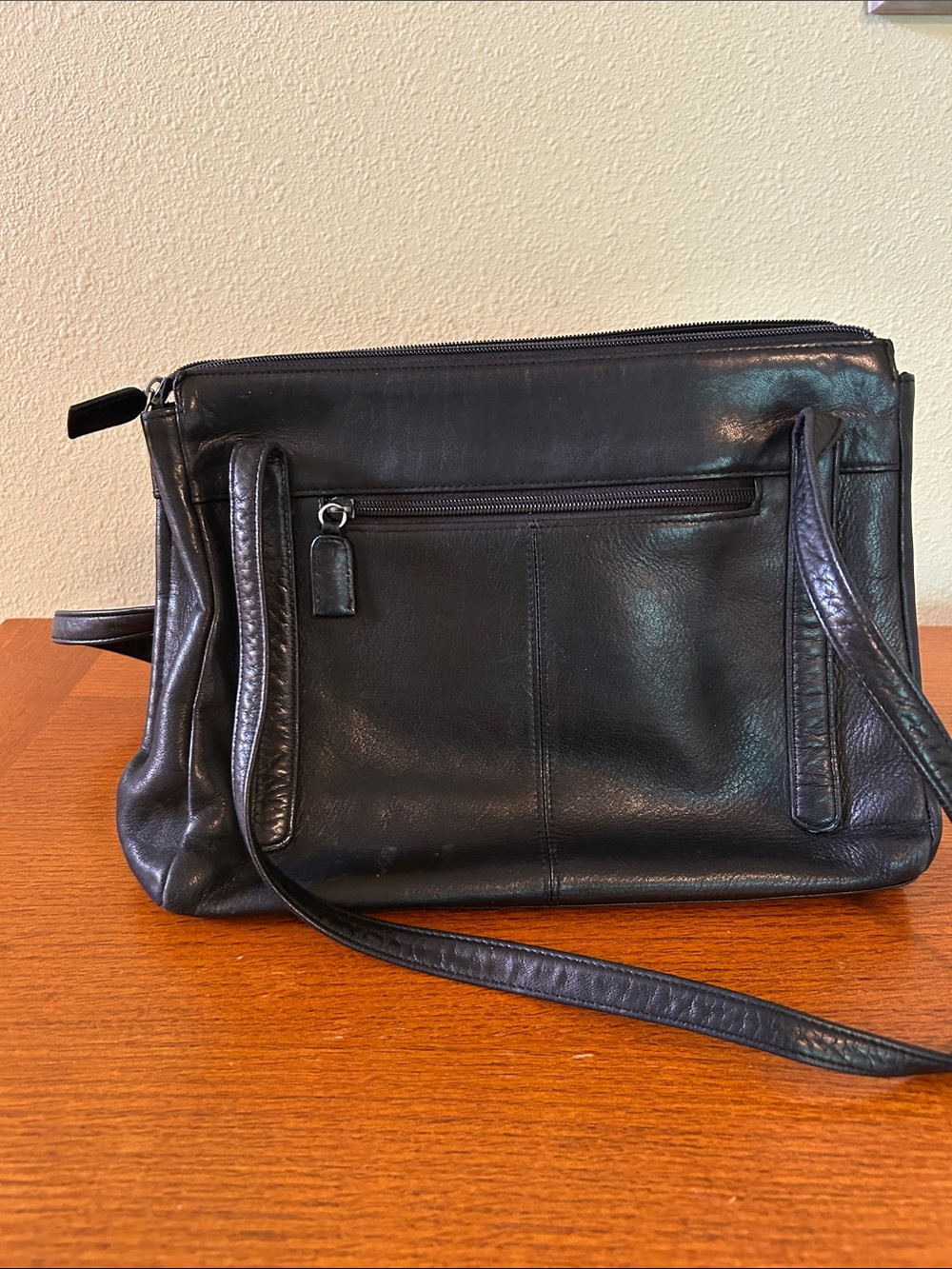 Tignanello Genuine Leather Shoulder Bag Black Double Straps Structured Purse - Picture 3 of 7